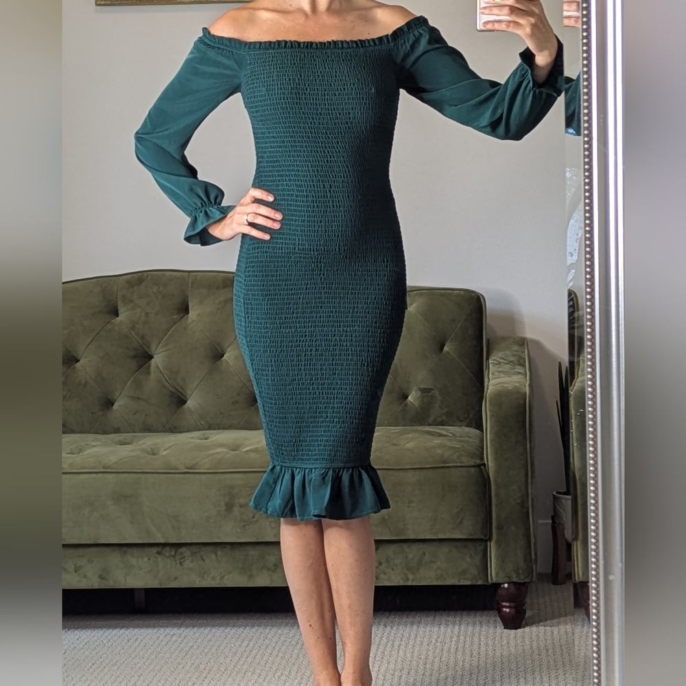 NWT Baltic Born Emerald Off-Shoulder Ruched Ruffle Bodycon Long Sleeve Dress XS